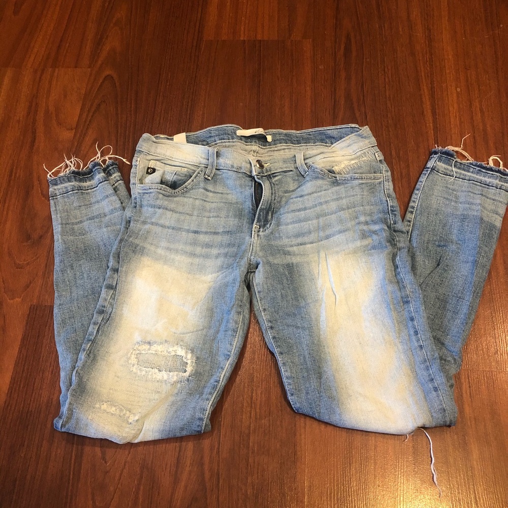 KanCan Distressed Jeggings